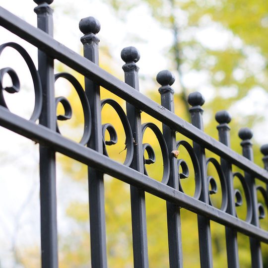 Reasons a residential gate is better than neighborhood watch