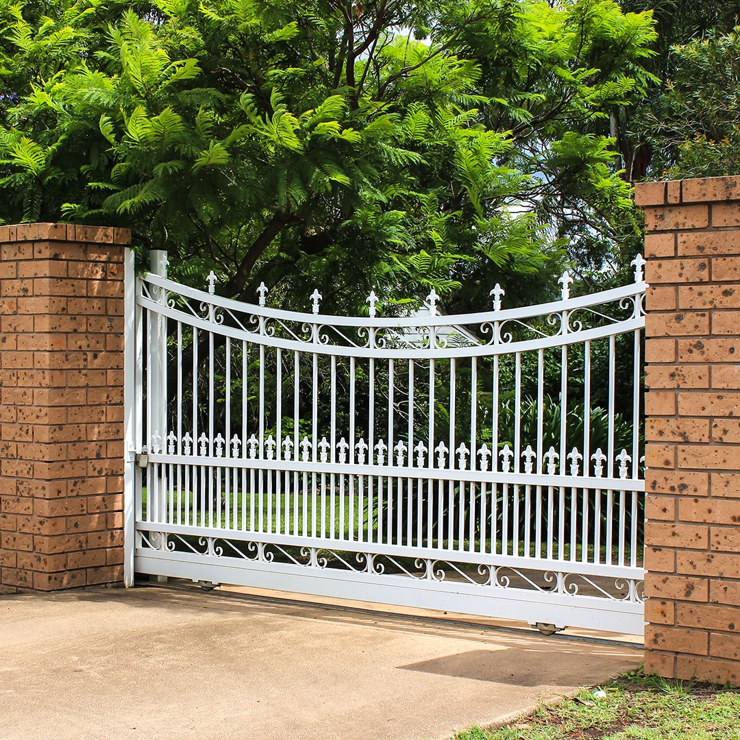 Setting up a Smooth Gate Operator Security Five